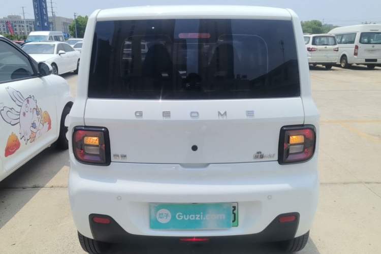 Used Geely Galaxy Panda 2024 Panda Mini 200km Endurance Bear Rear