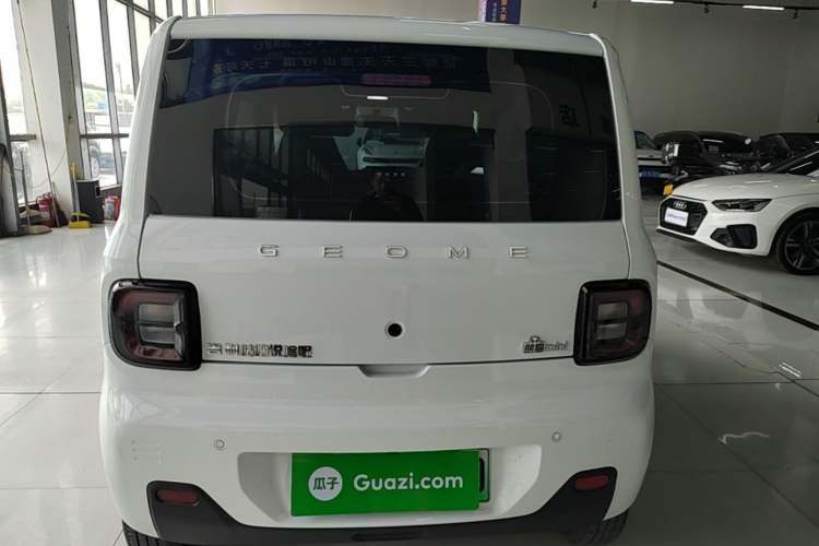 Used Geely Galaxy Panda 2024 Panda Mini 200km Endurance Bear Rear