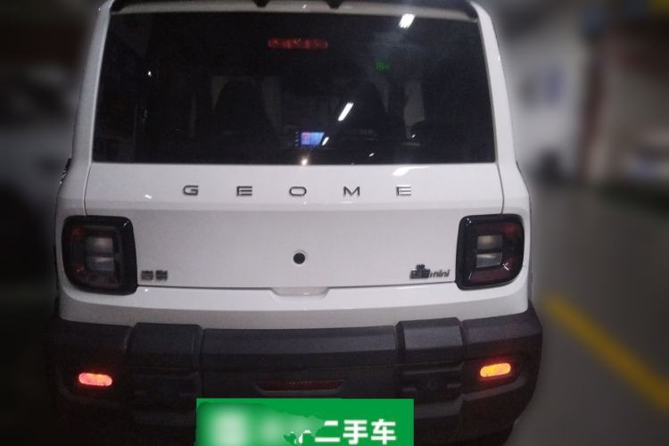 Used Geely Galaxy Panda 2024 200km Panda Rider Rear