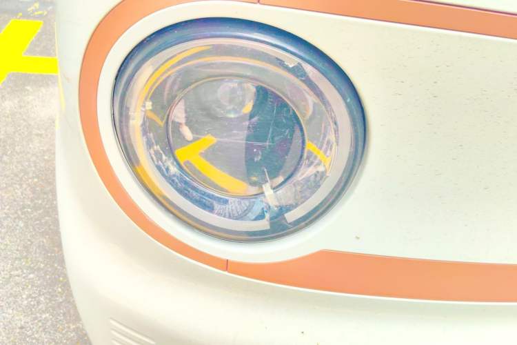 Used Geely Galaxy Panda 2024 Panda Mini 200km Endurance Bear Right Front Headlight