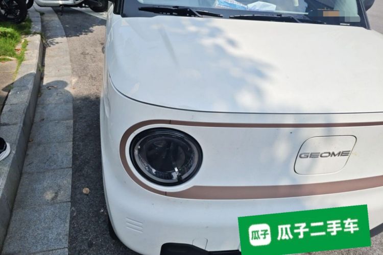 Used Geely Galaxy Panda 2024 Panda Mini 200km Endurance Bear Right Front Headlight