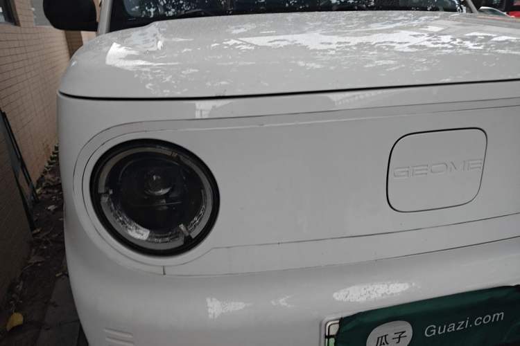 Used Geely Galaxy Panda 2024 Panda Mini 200km Endurance Bear Right Front Headlight