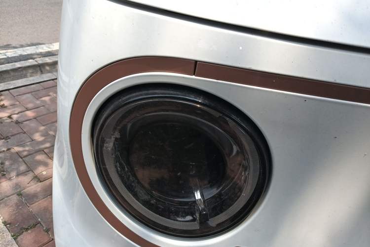 Used Geely Galaxy Panda 2024 Panda Mini 200km Endurance Bear Right Front Headlight