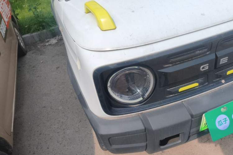 Used Geely Galaxy Panda 2024 200km Panda Rider Right Front Headlight
