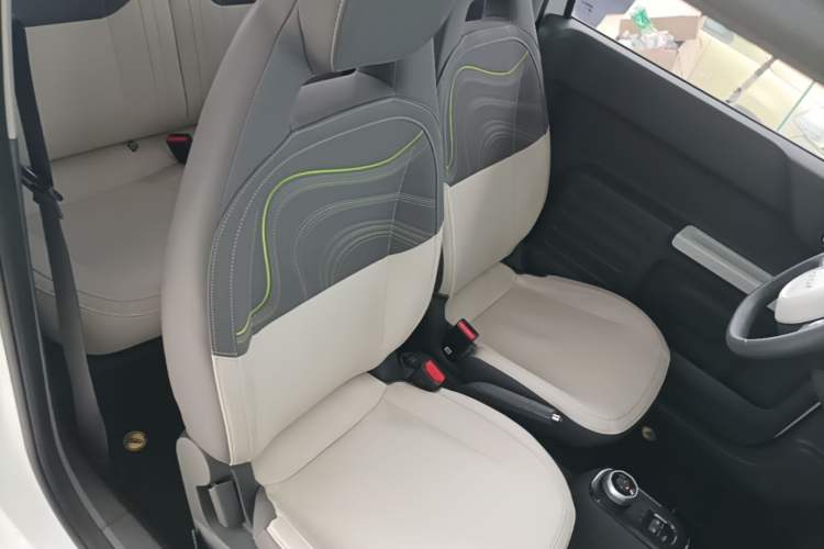 Used Geely Galaxy Panda 2024 200km Panda Rider Right Front Seat