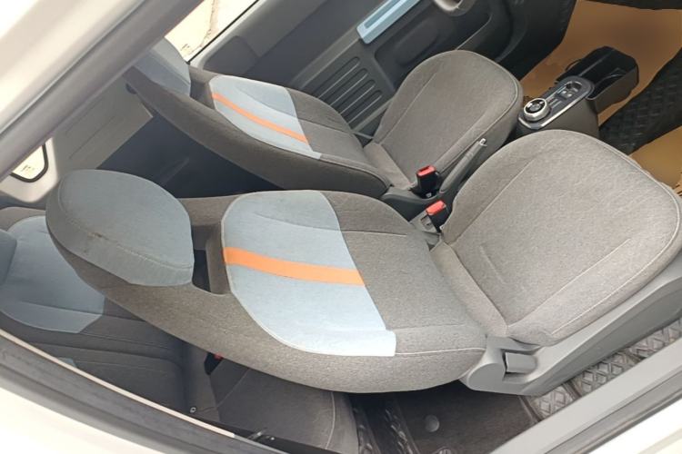 Used Geely Galaxy Panda 2024 Panda Mini 200km Endurance Bear Right Front Seat