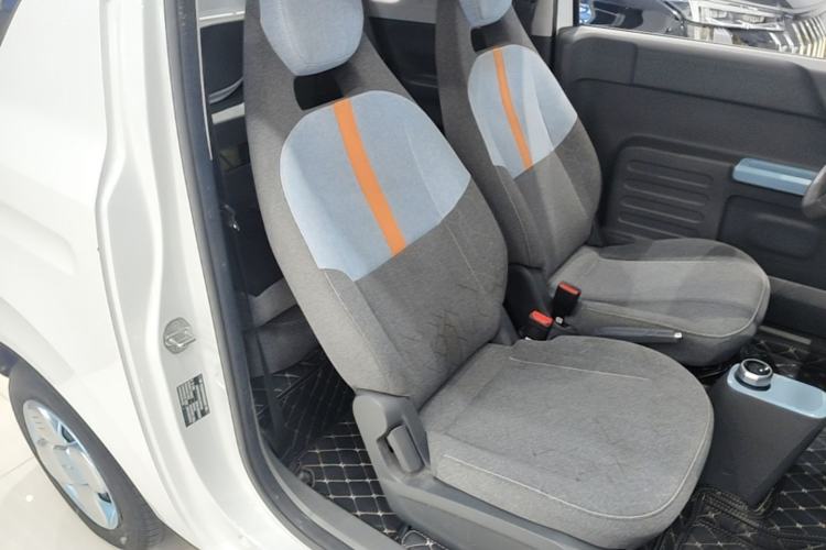 Used Geely Galaxy Panda 2024 Panda Mini 200km Endurance Bear Right Front Seat