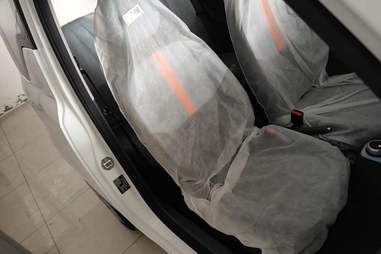 Used Geely Galaxy Panda 2024 Panda Mini 200km Endurance Bear Right Front Seat