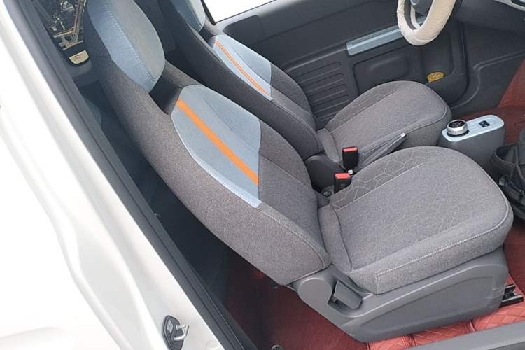 Used Geely Galaxy Panda 2024 Panda Mini 200km Endurance Bear Right Front Seat