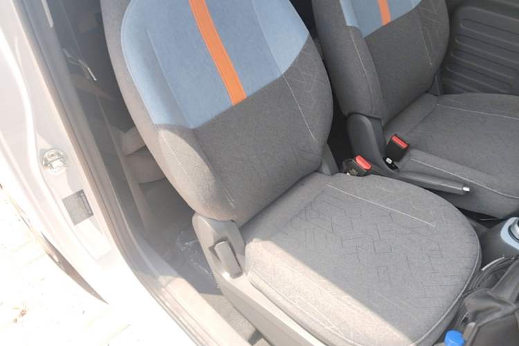 Used Geely Galaxy Panda 2024 Panda Mini 200km Endurance Bear Right Front Seat
