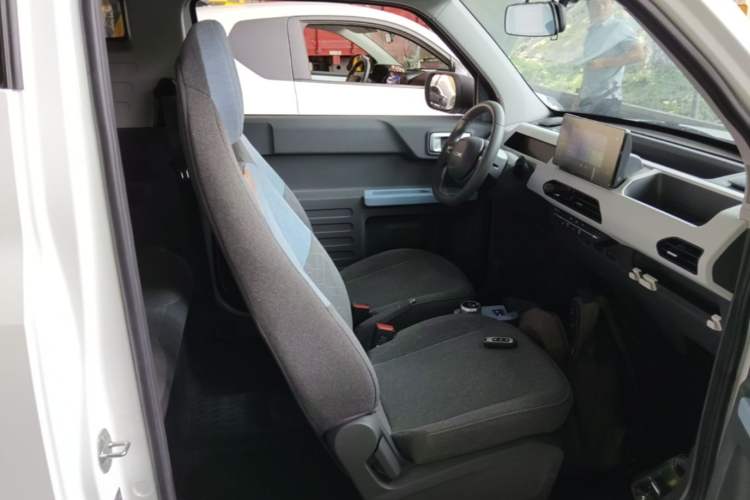 Used Geely Galaxy Panda 2024 Panda Mini 200km Longteng PRO Edition Right Front Seat