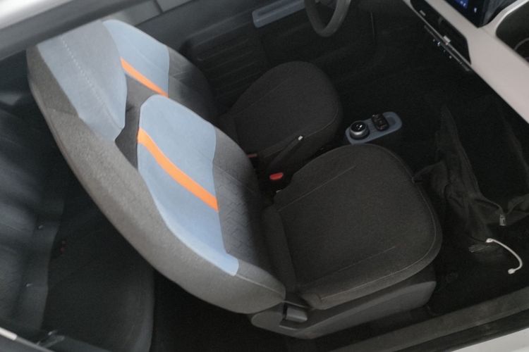 Used Geely Galaxy Panda 2024 Panda Mini 200km Endurance Bear Right Front Seat
