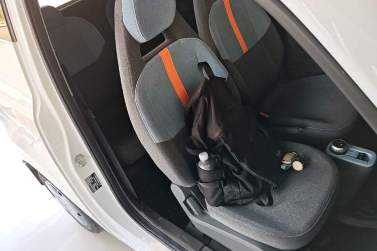 Used Geely Galaxy Panda 2024 Panda Mini 200km Endurance Bear Right Front Seat