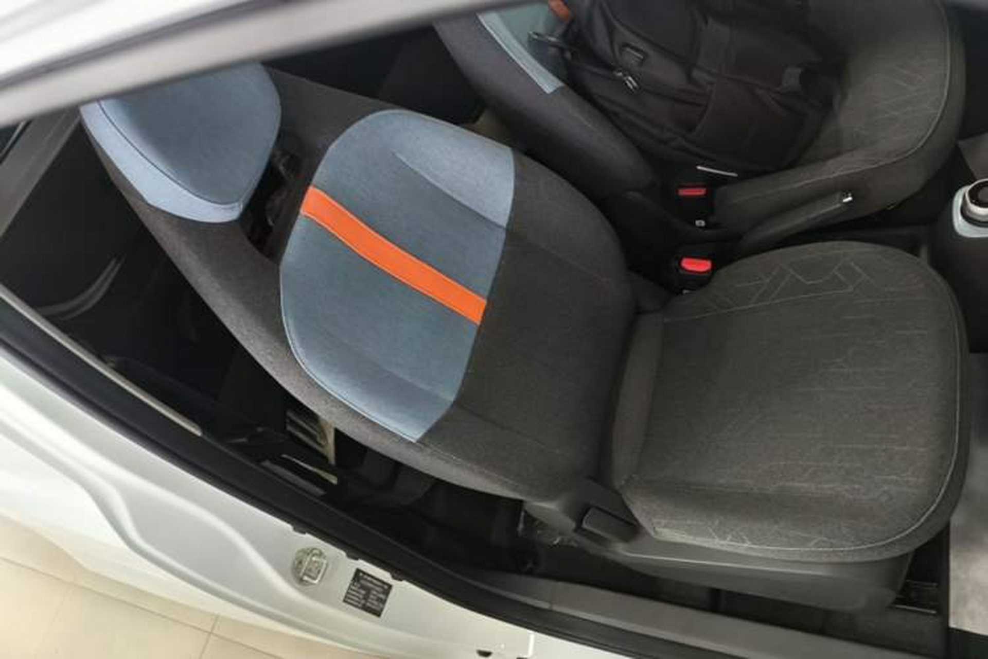 Used Geely Galaxy Panda 2024 Panda Mini 200km Endurance Bear Right Front Seat