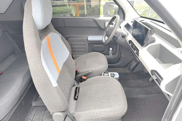 Used Geely Galaxy Panda 2024 200km Panda Kart Right Front Seat