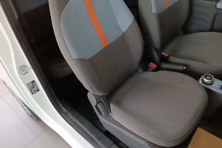 Used Geely Galaxy Panda 2024 Panda Mini 200km Endurance Bear Right Front Seat