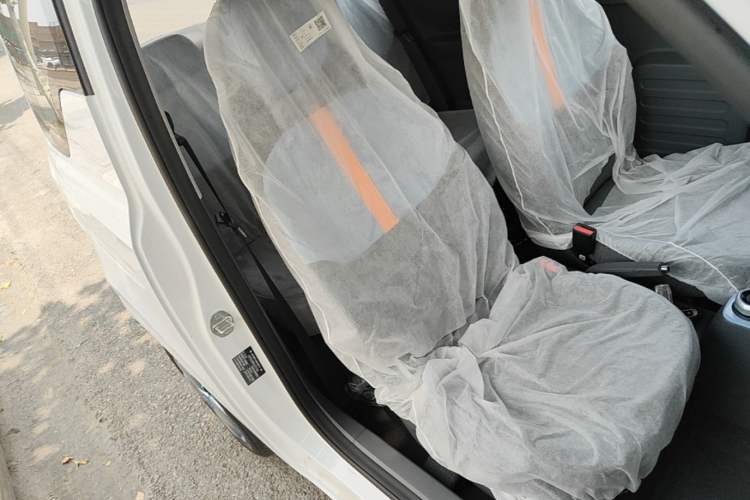 Used Geely Galaxy Panda 2024 Panda Mini 200km Endurance Bear Right Front Seat