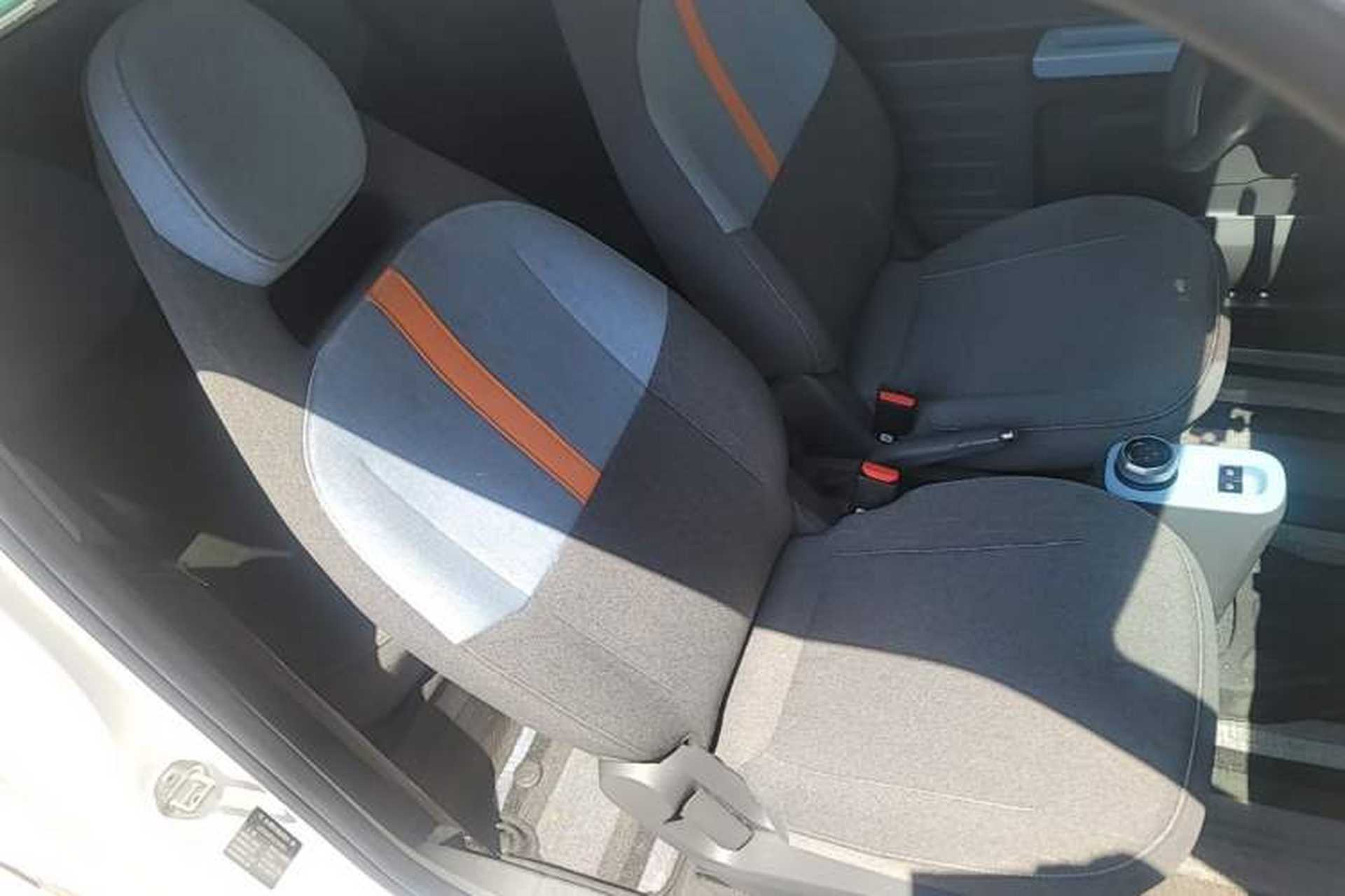 Used Geely Galaxy Panda 2024 Panda Mini 200km Endurance Bear Right Front Seat