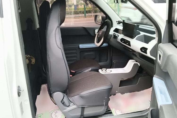 Used Geely Galaxy Panda 2024 Panda Mini 200km Endurance Bear Right Front Seat