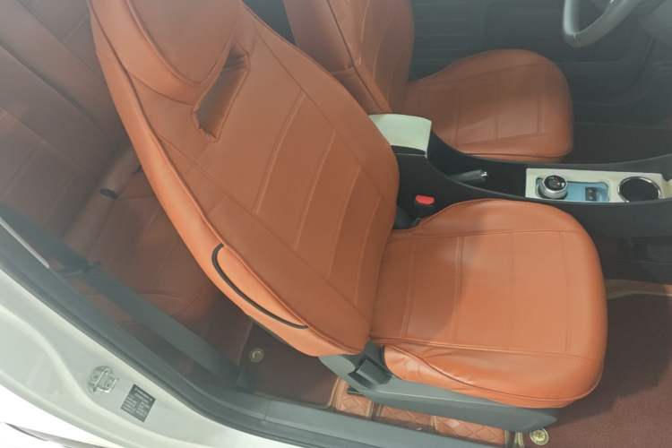 Used Geely Galaxy Panda 2024 Panda Mini 200km Endurance Bear Right Front Seat