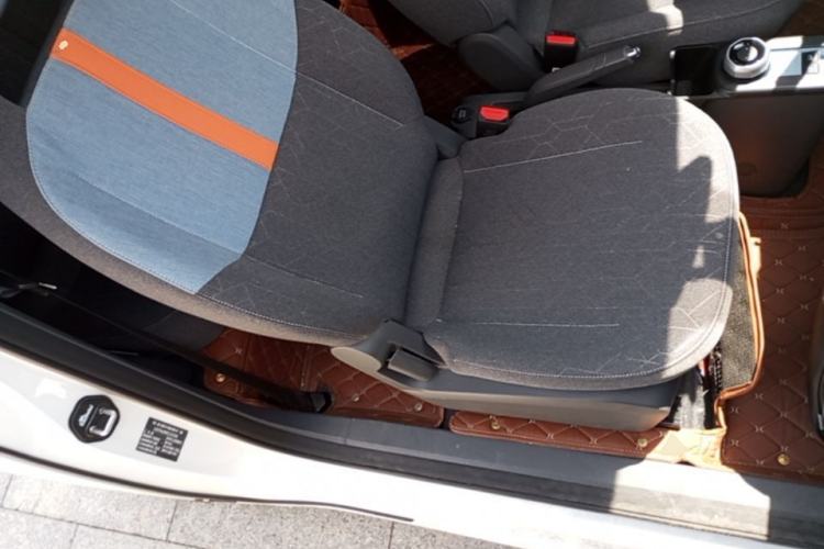Used Geely Galaxy Panda 2024 Panda Mini 200km Endurance Bear Right Front Seat
