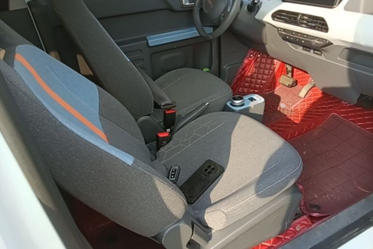 Used Geely Galaxy Panda 2024 Panda Mini 200km Dragon Edition Right Front Seat