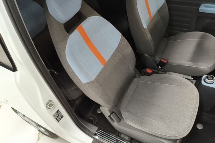 Used Geely Galaxy Panda 2024 Panda Mini 200km Endurance Bear Right Front Seat