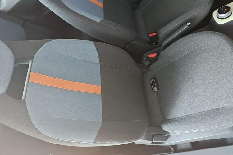 Used Geely Galaxy Panda 2024 Panda Mini 200km Endurance Bear Right Front Seat