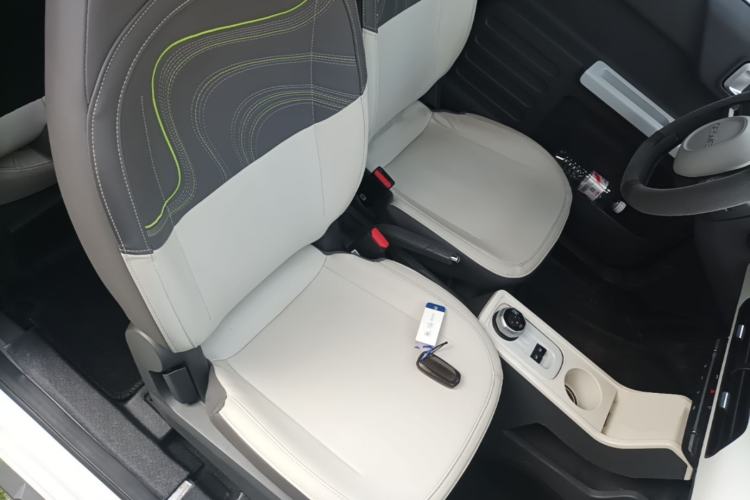 Used Geely Galaxy Panda 2024 200km Panda Rider Right Front Seat