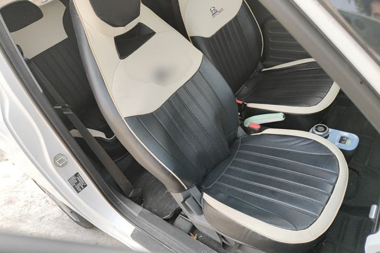 Used Geely Galaxy Panda 2024 Panda Mini 200km Endurance Bear Right Front Seat