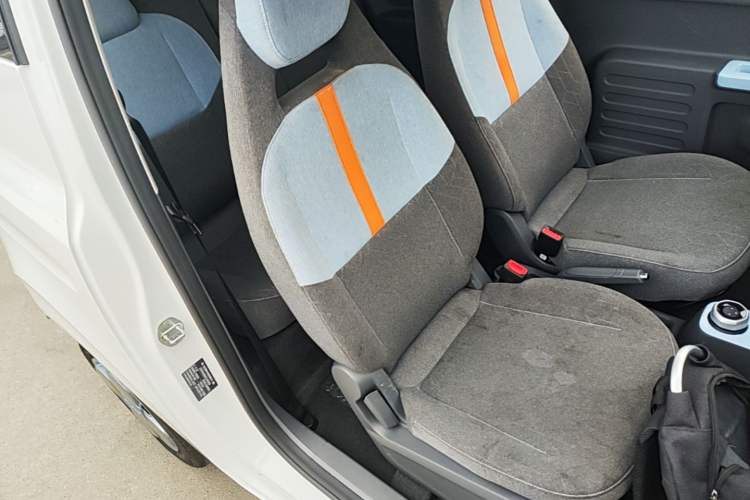 Used Geely Galaxy Panda 2024 Panda Mini 200km Endurance Bear Right Front Seat