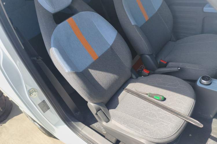 Used Geely Galaxy Panda 2024 Panda Mini 200km Endurance Bear Right Front Seat