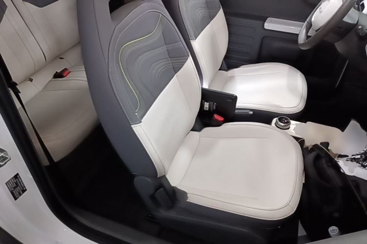 Used Geely Galaxy Panda 2024 200km Panda Rider Right Front Seat