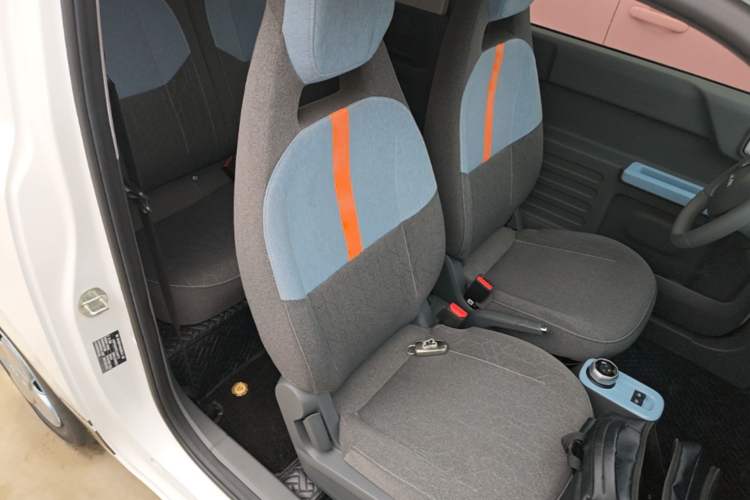 Used Geely Galaxy Panda 2024 Panda Mini 200km Endurance Bear Right Front Seat