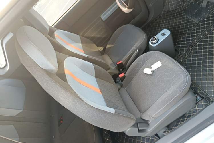 Used Geely Galaxy Panda 2024 Panda Mini 200km Longteng PRO Edition Right Front Seat