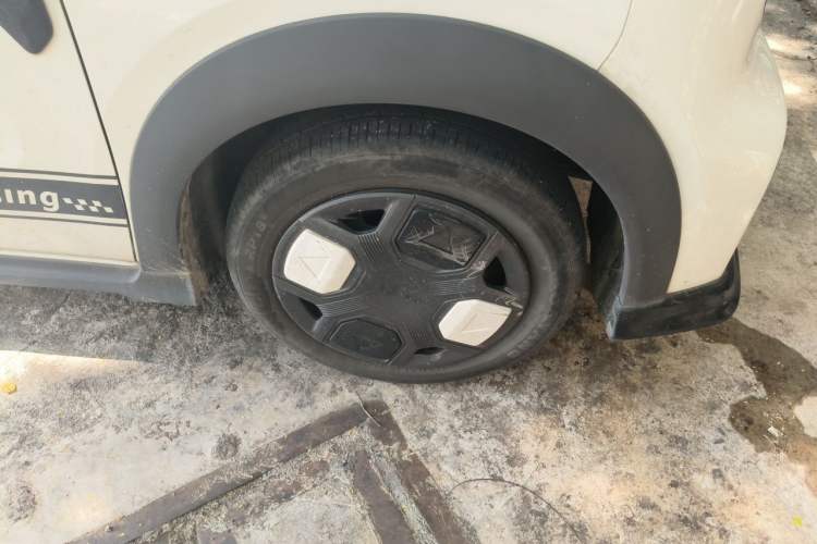 Used Geely Galaxy Panda 2024 200km Panda Kart Right Front Wheel Hub