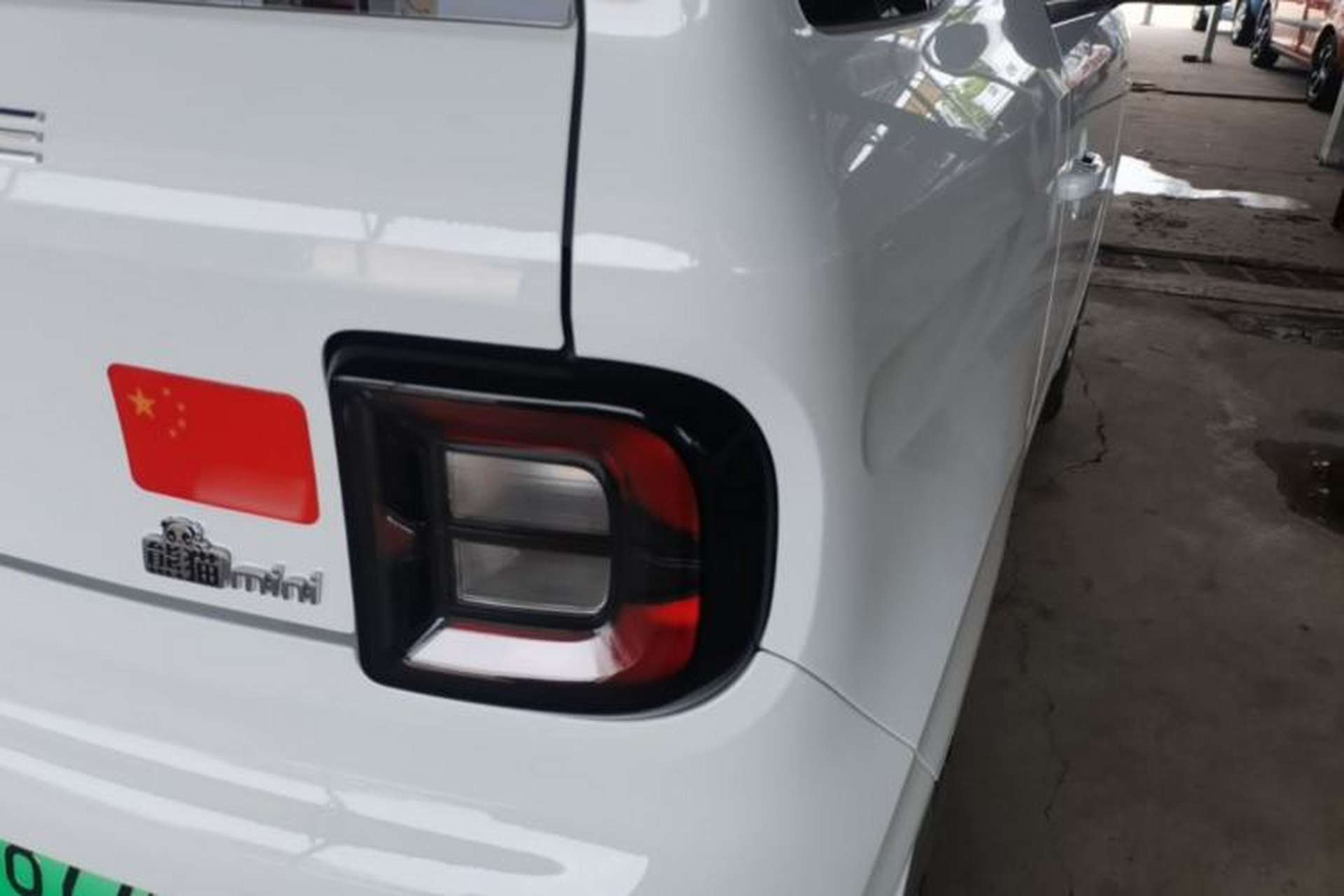 Used Geely Galaxy Panda 2024 Panda Mini 200km Endurance Bear Right Rear Taillight