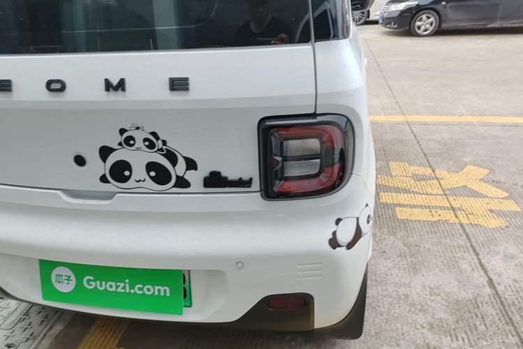 Used Geely Galaxy Panda 2024 200km Panda Kart Right Rear Taillight