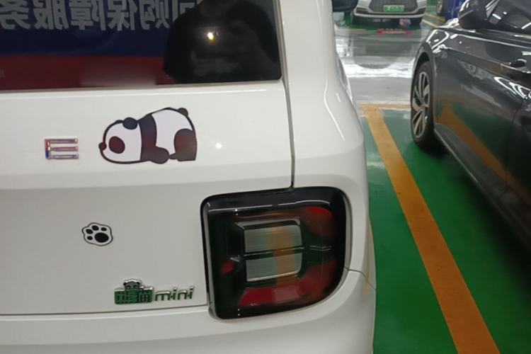 Used Geely Galaxy Panda 2024 Facelifted Panda Mini 200km Dragon Edition Right Rear Taillight