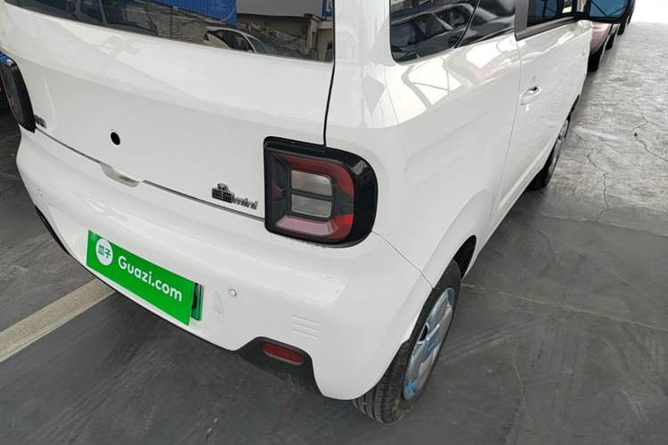 Used Geely Galaxy Panda 2024 Panda Mini 200km Endurance Bear Right Rear Taillight