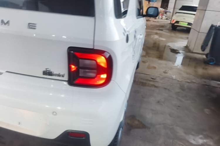 Used Geely Galaxy Panda 2024 Panda Mini 200km Endurance Bear Right Rear Taillight