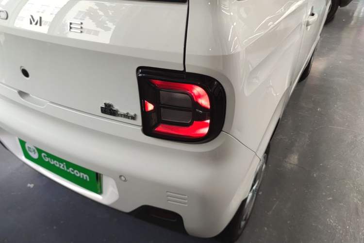 Used Geely Galaxy Panda 2024 Panda Mini 200km Endurance Bear Right Rear Taillight