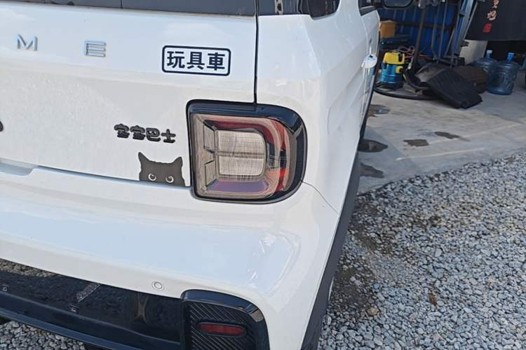 Used Geely Galaxy Panda 2024 200km Panda Kart Right Rear Taillight