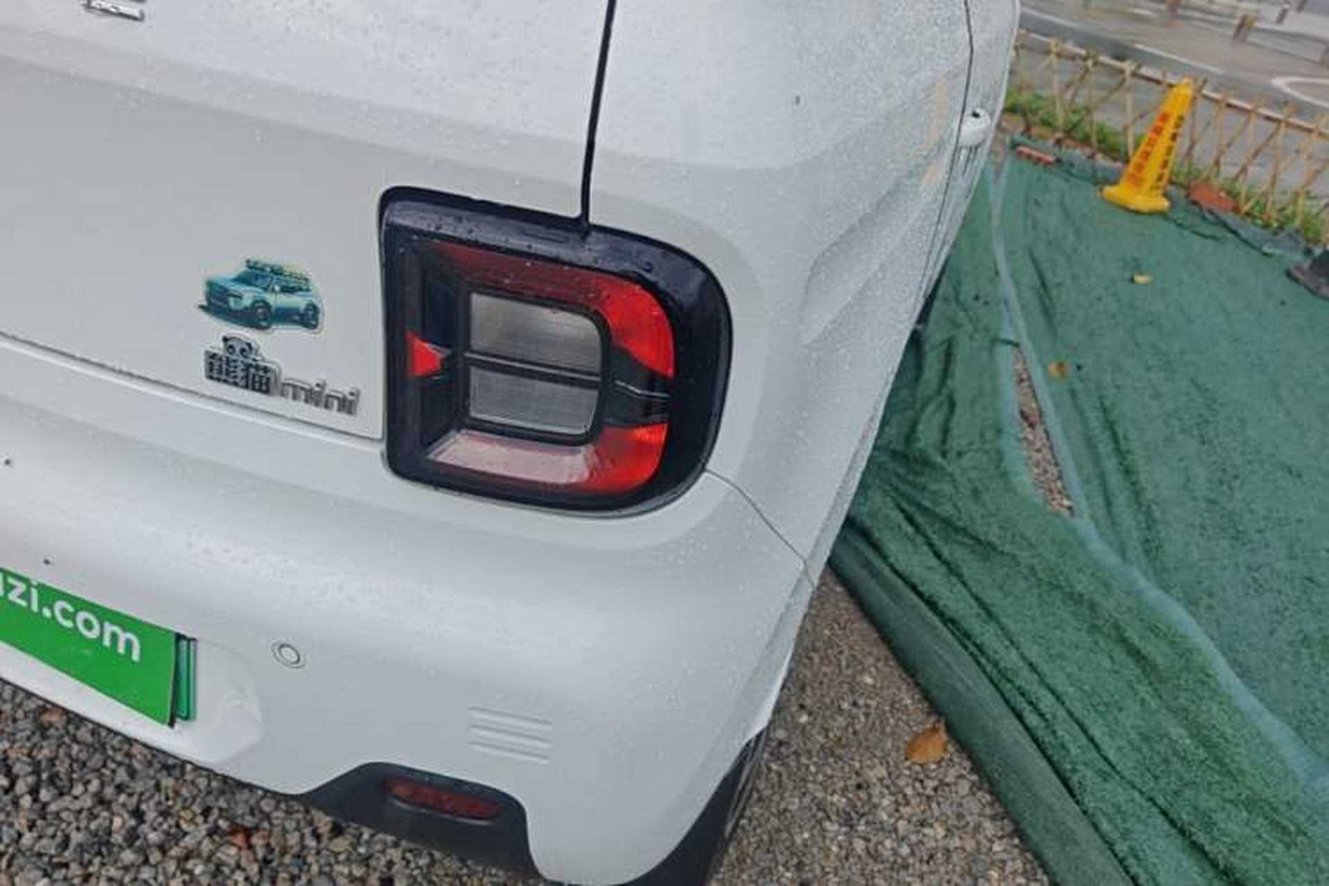 Used Geely Galaxy Panda 2024 Panda Mini 200km Endurance Bear Right Rear Taillight