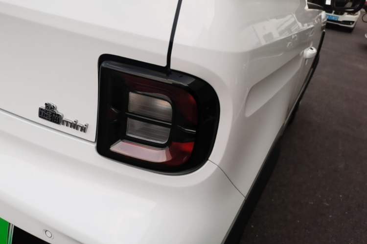 Used Geely Galaxy Panda 2024 200km Panda Kart Right Rear Taillight