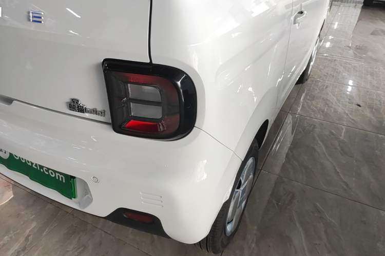 Used Geely Galaxy Panda 2024 Panda Mini 200km Endurance Bear Right Rear Taillight