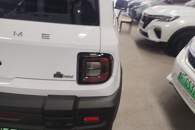 Used Geely Galaxy Panda 2024 200km Panda Rider Right Rear Taillight