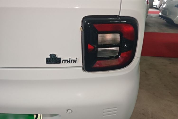 Used Geely Galaxy Panda 2024 Panda Mini 200km Endurance Bear Right Rear Taillight