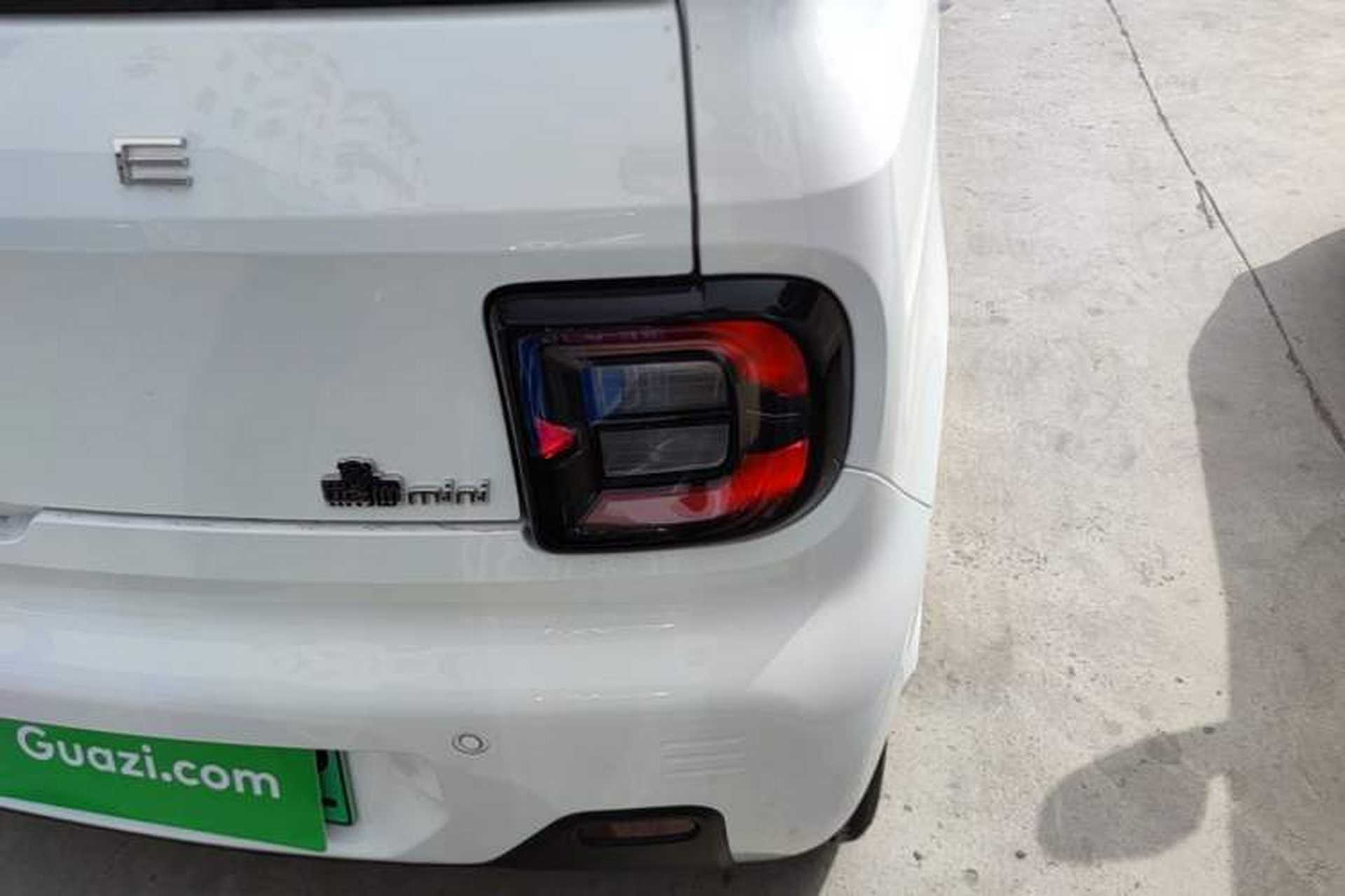 Used Geely Galaxy Panda 2024 Panda Mini 200km Endurance Bear Right Rear Taillight