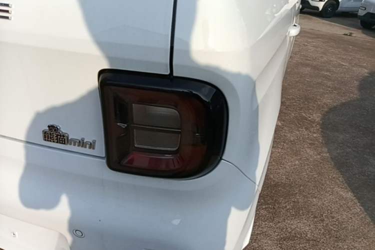 Used Geely Galaxy Panda 2024 Panda Mini 200km Dragon Edition Right Rear Taillight